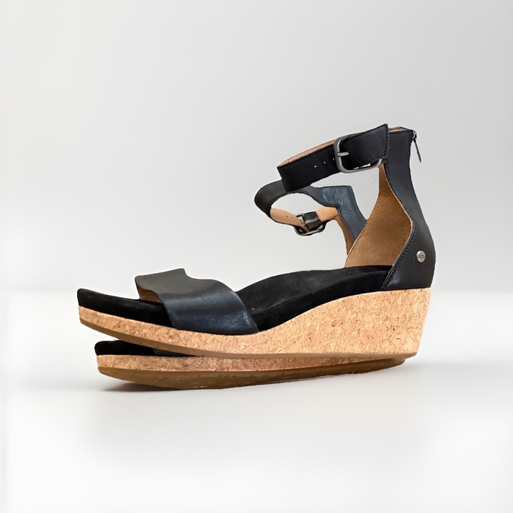 UGG Zoe II Black Leather Cork Wedge Sandals Size 10